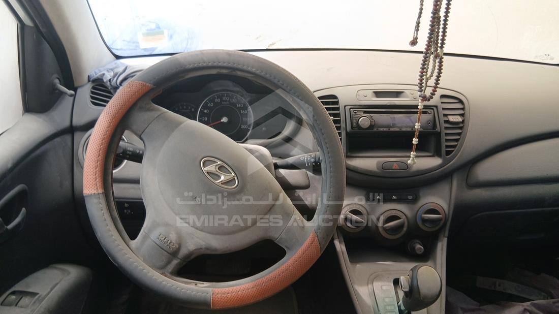 2012 Hyundai I10 — Steering & Mounted Controls — Photo 12