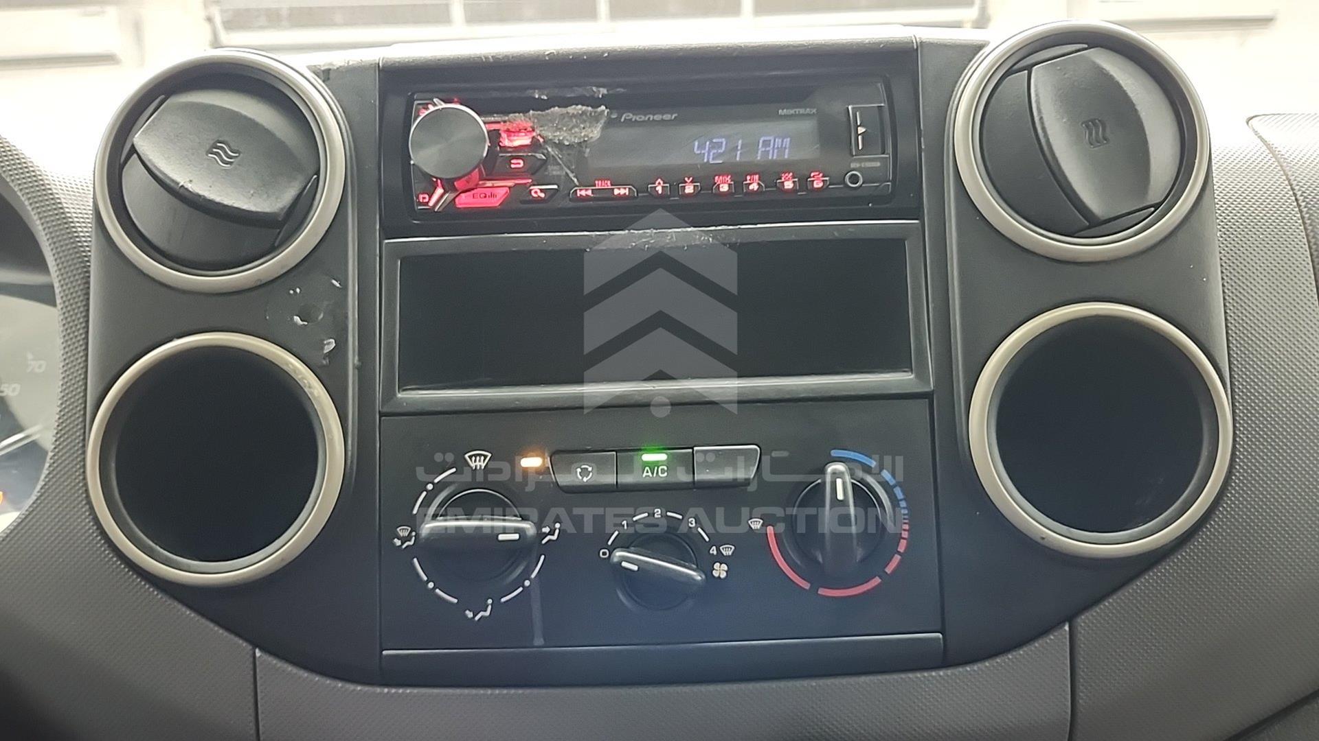 2018 PEUGEOT PATNER VIN: VF37FNFUXJJ516839