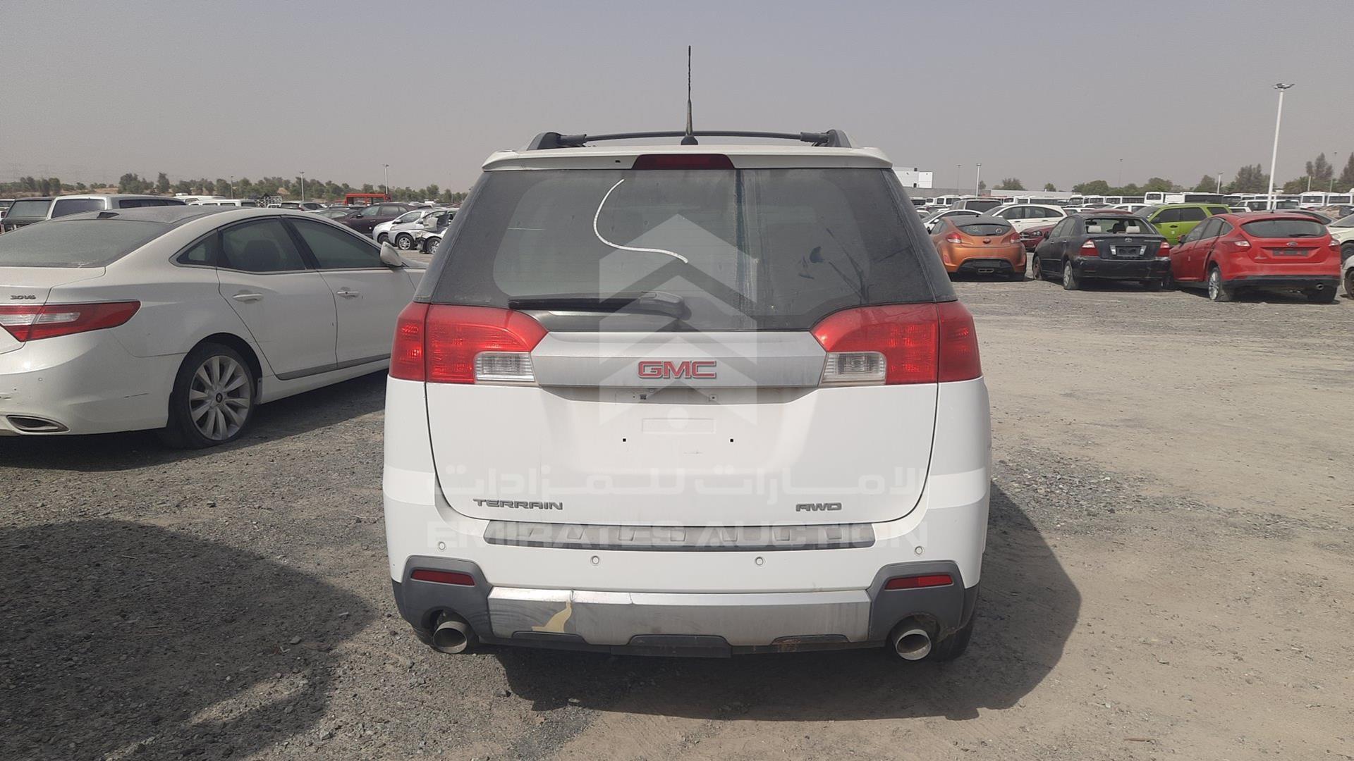 2011 GMC TERRAIN VIN: 2CTFL8E51B6452736