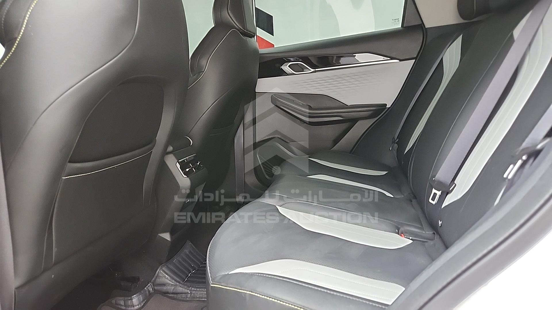 2024 GEELY COOLRAY VIN: LB3762KZ2RX505360