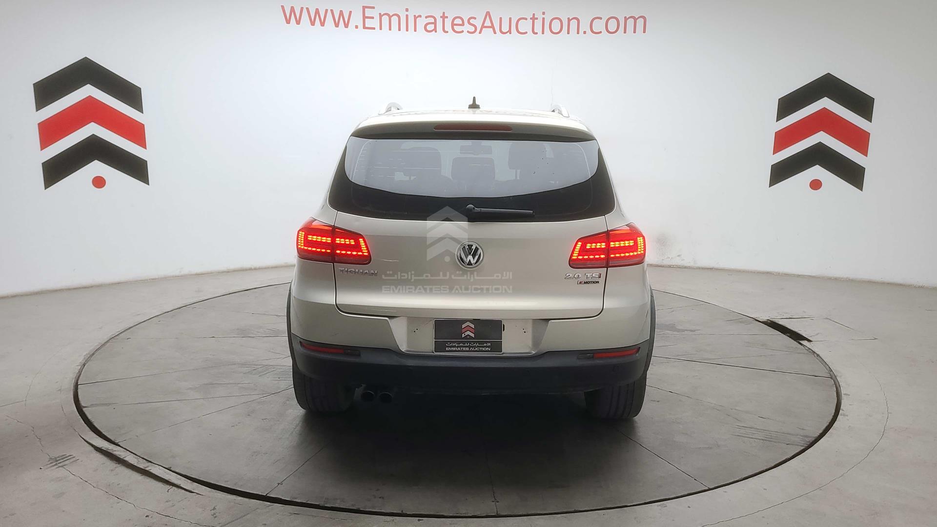 2016 VOLKSWAGEN TIGUAN VIN: WVGDE2AX1GW544858