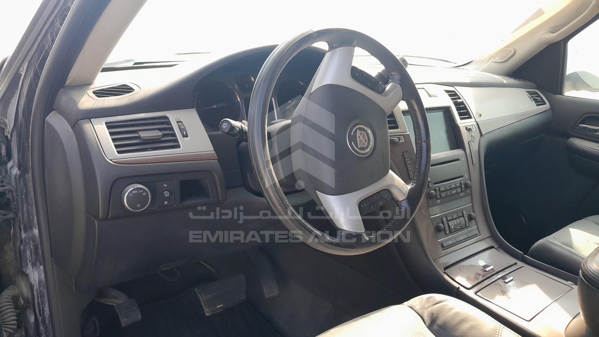 2007 CADILLAC ESCALADE VIN: 1GYFK668X7R196601