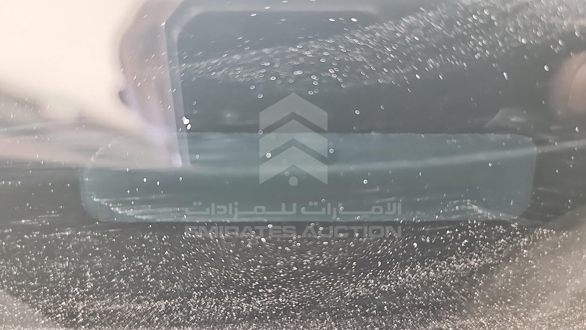 0 BMW 523I VIN: WBANE310X0B953095