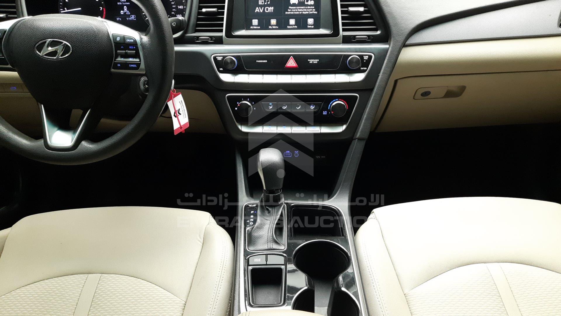 2018 HYUNDAI SONATA VIN: 5NPE24AF0JH627652