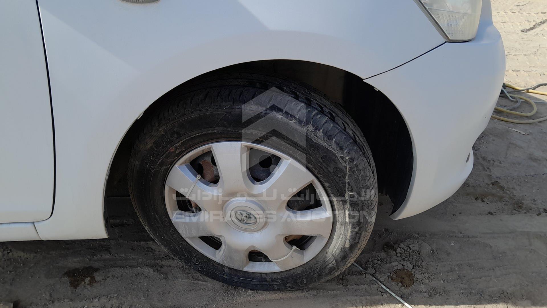 2009 TOYOTA YARIS VIN: JTDBW923394030750