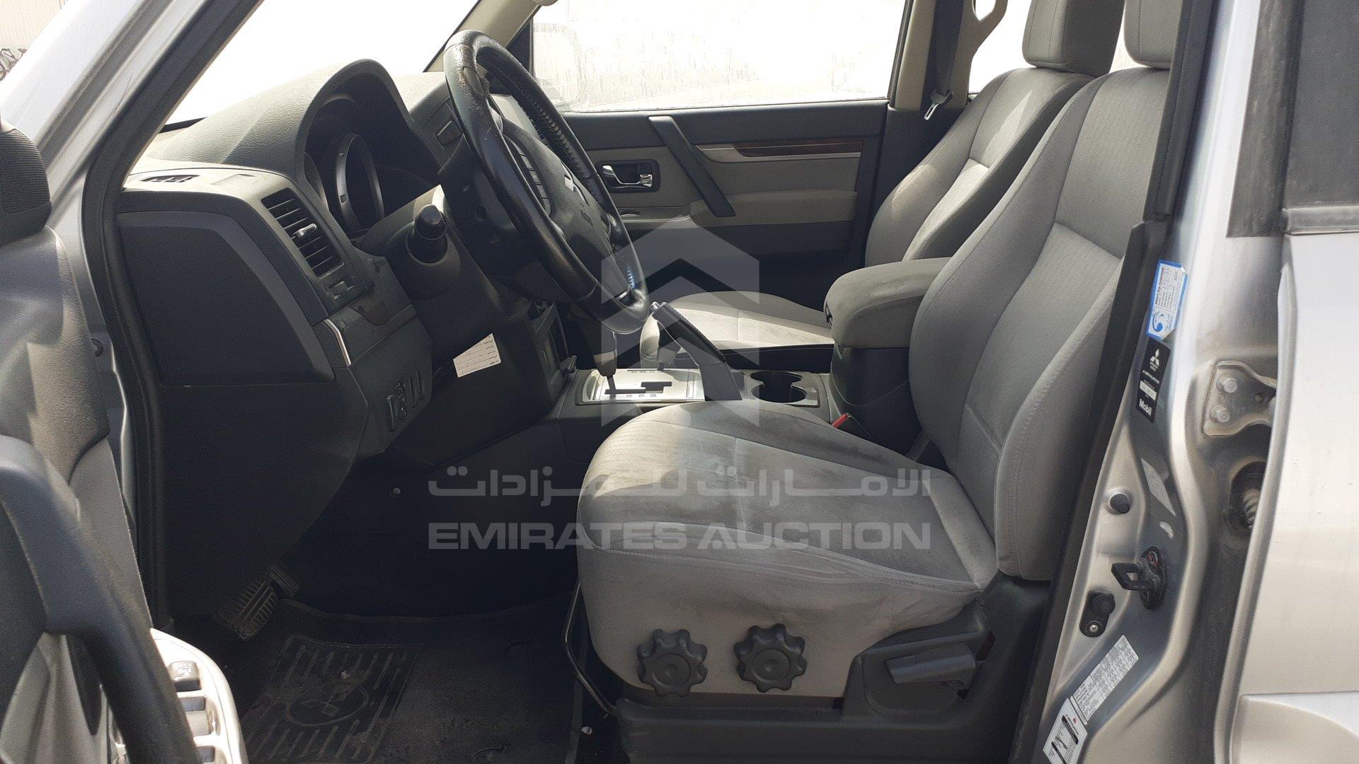JMYLRV95WDJ705597 - 2013 Mitsubishi Pajero - #417301