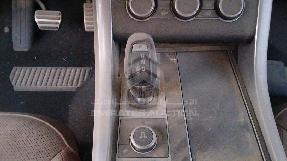 2016 Range Rover Sport — Gear View — Photo 17