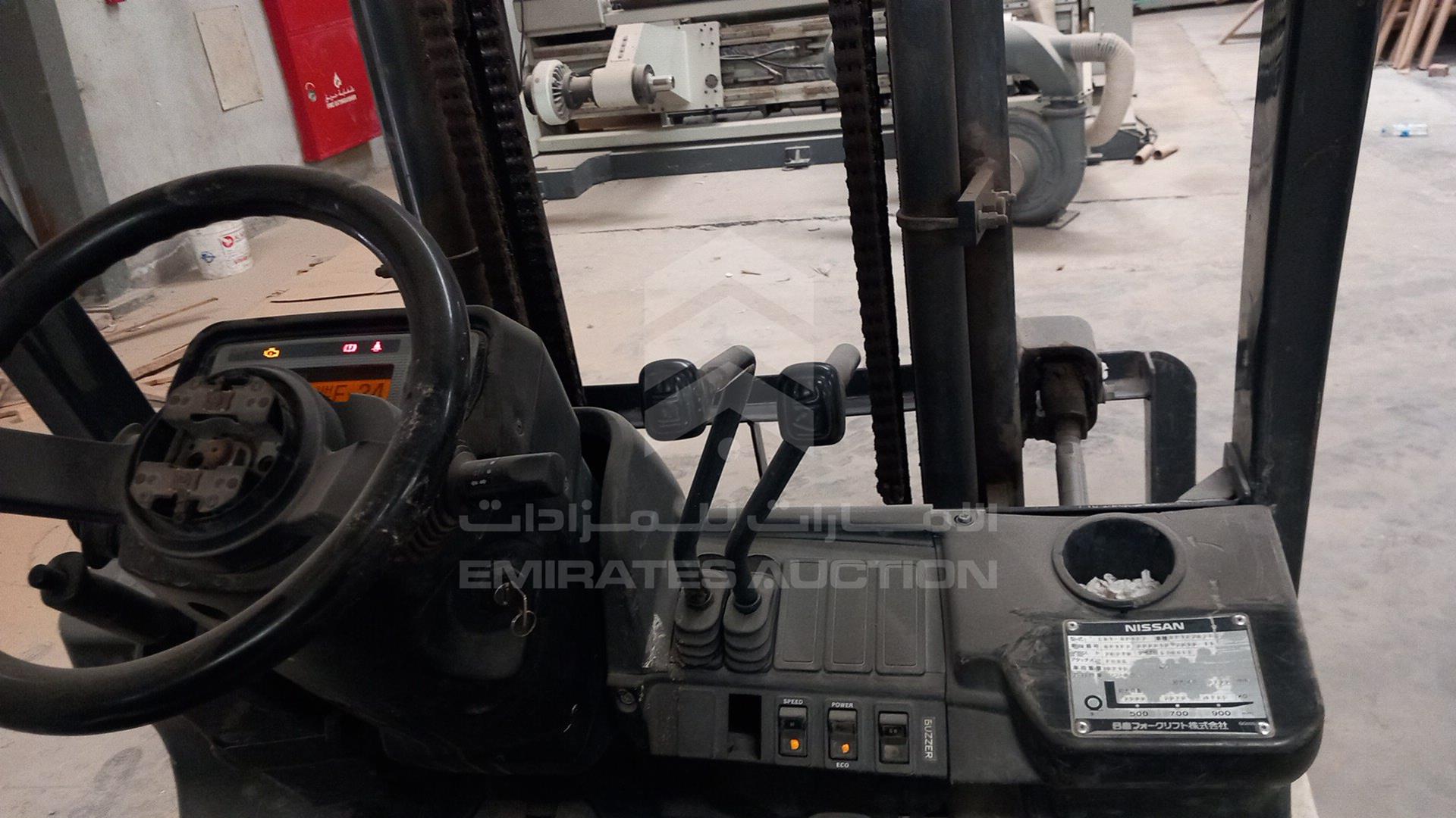 0 NISSAN FORKLIFT VIN: NP1F2-00310
