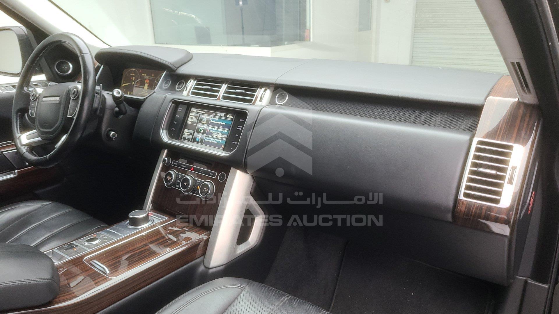 SALGA2KF1EA182178 - 2015 Range Rover Vogue - #463888