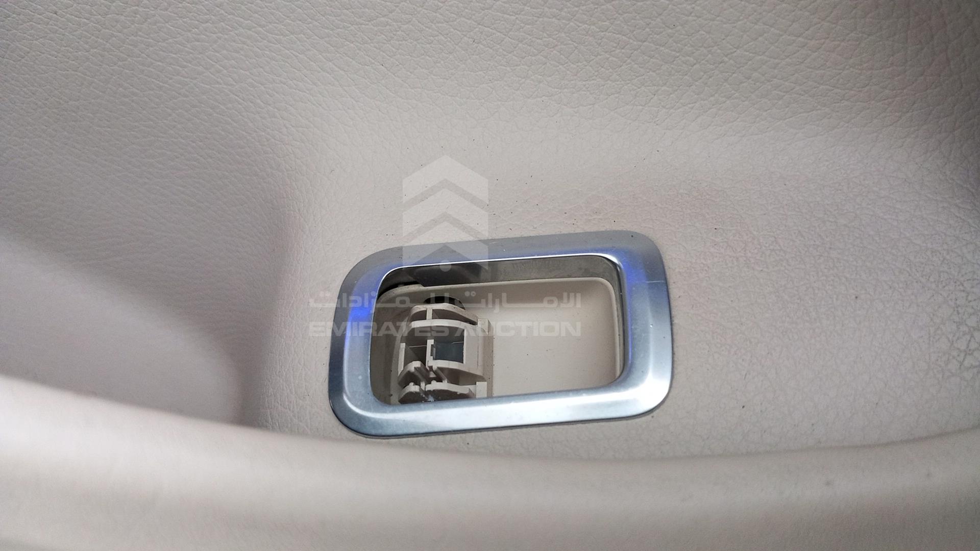 2014 MERCEDES S 500 VIN: WDDUG8CBXEA001950