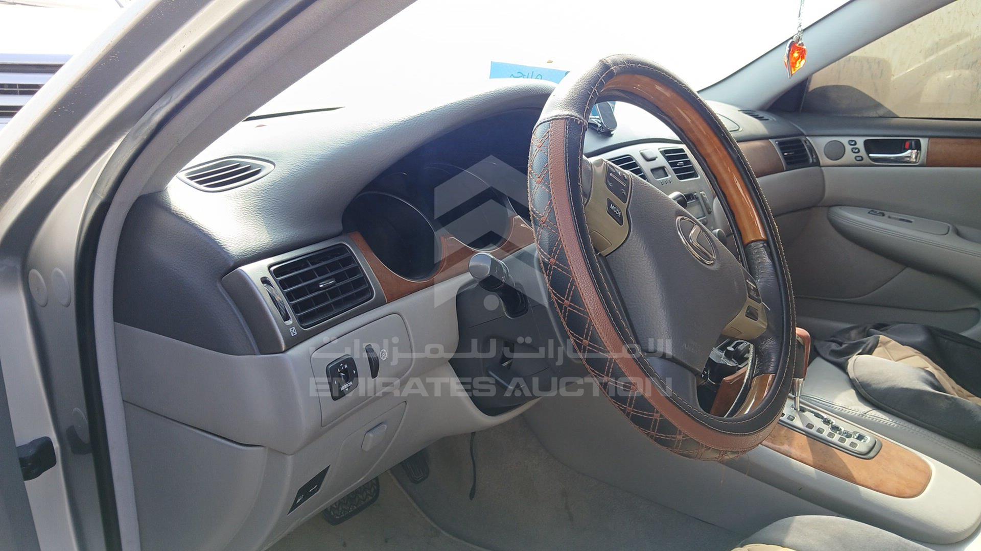 2005 LEXUS ES 330 VIN: JTHBA30GX65151698