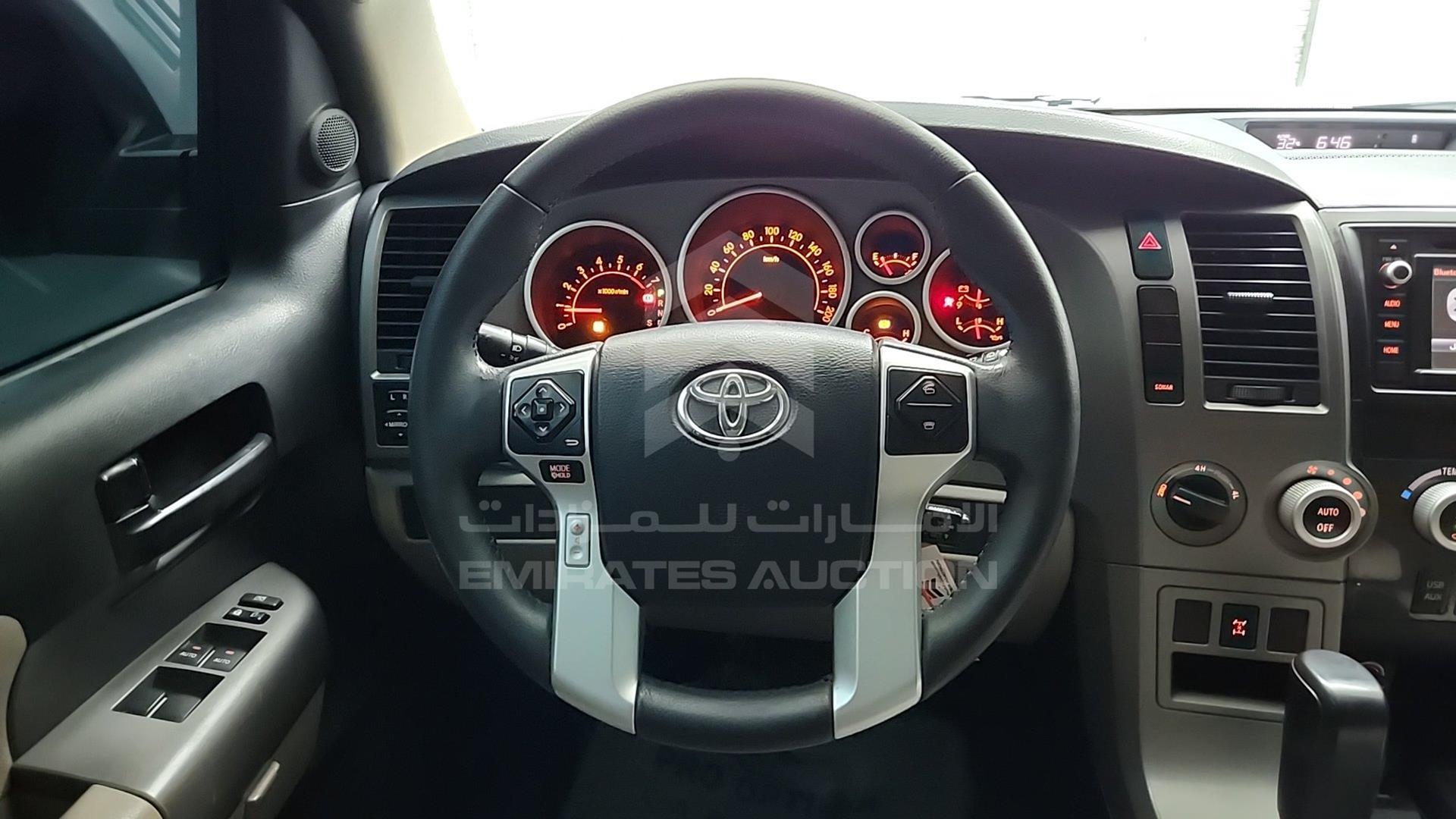 2016 TOYOTA SEQUOIA VIN: 5TDBY64A2GS130442