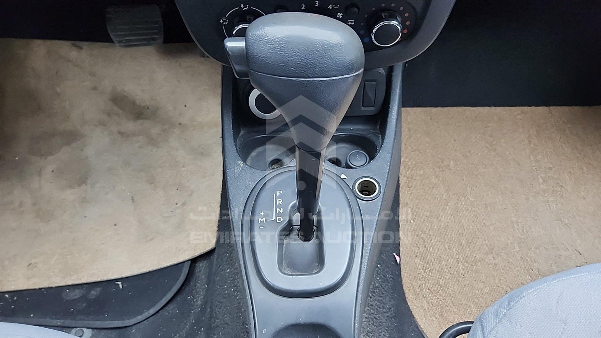 2017 RENAULT DUSTER VIN: VF1HSRGJ8HA529118