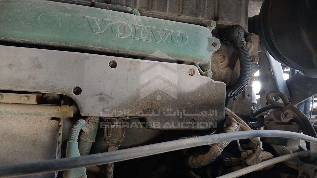 فولفو FH 16 2005 — خليج المحرك — صورة 38