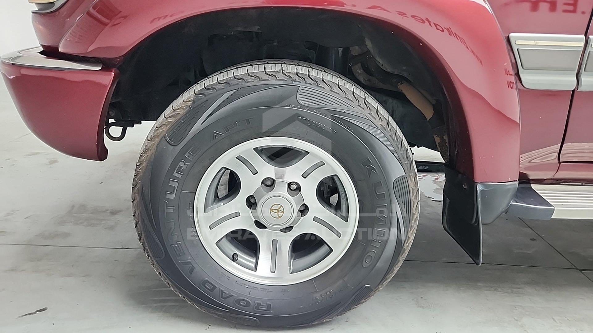 1990 TOYOTA LAND CRUISER VIN: FJ800000117