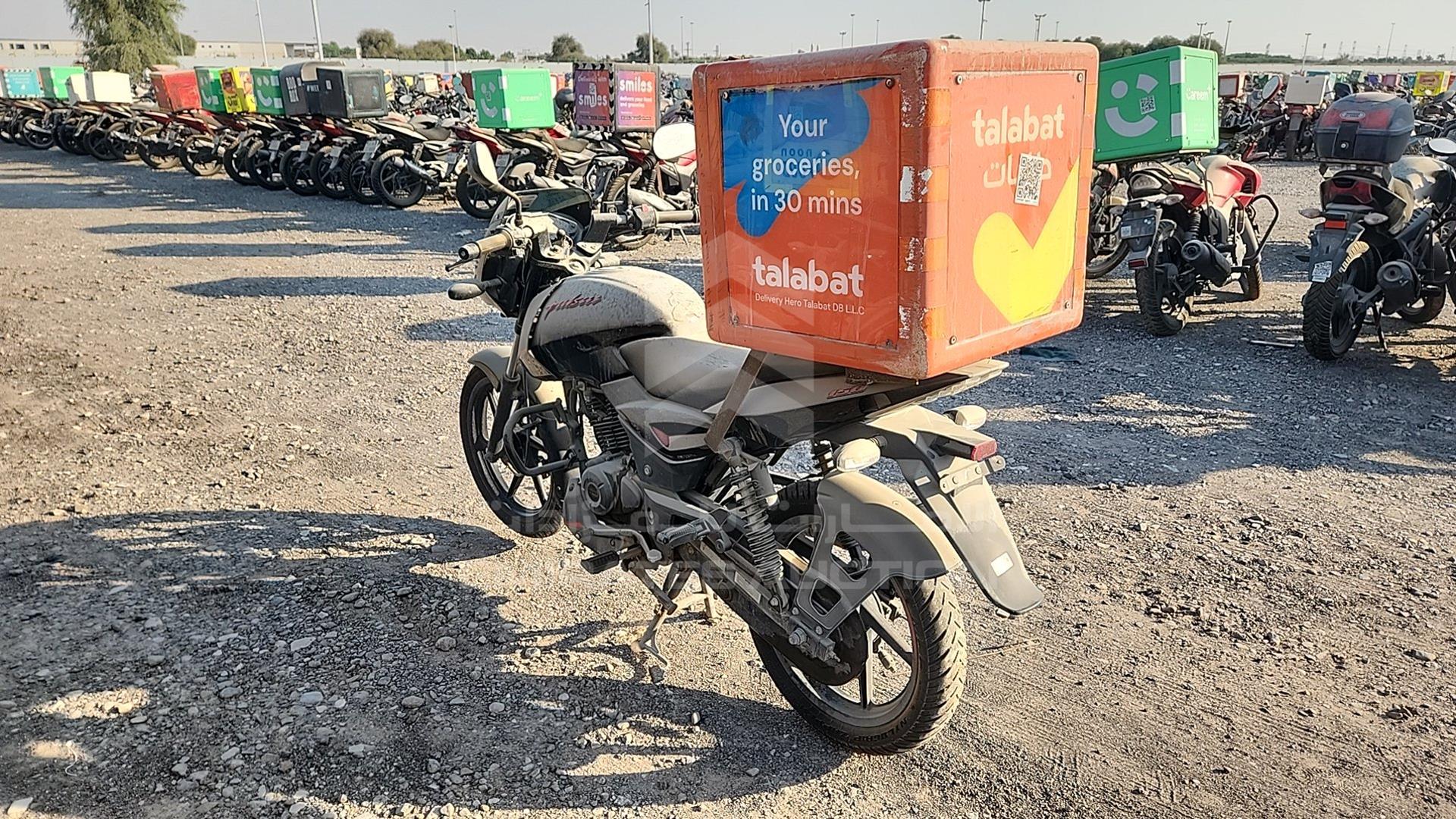 2021 BAJAJ 150 CC VIN: MD2A11CX1MCD40680