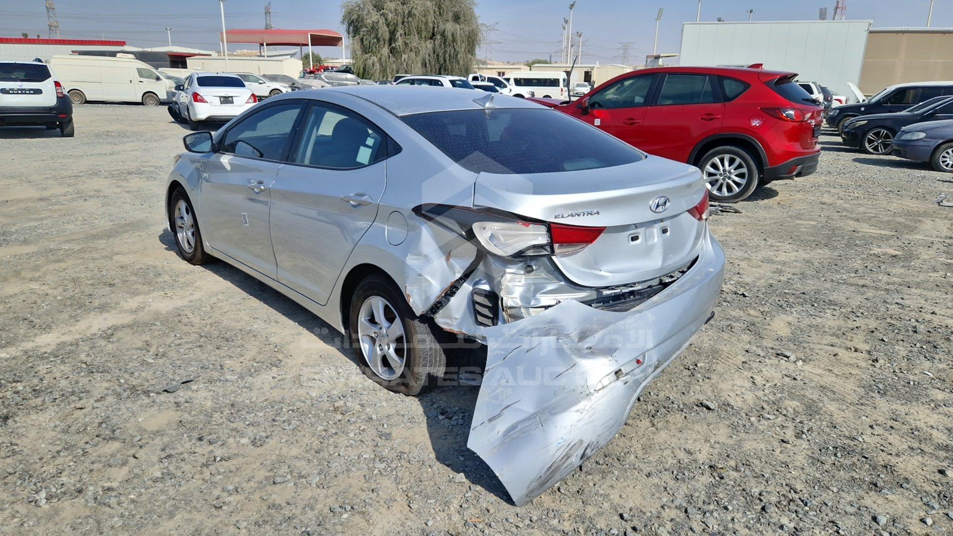 2015 HYUNDAI ELANTRA VIN: 5NPDH4AE5FH623413