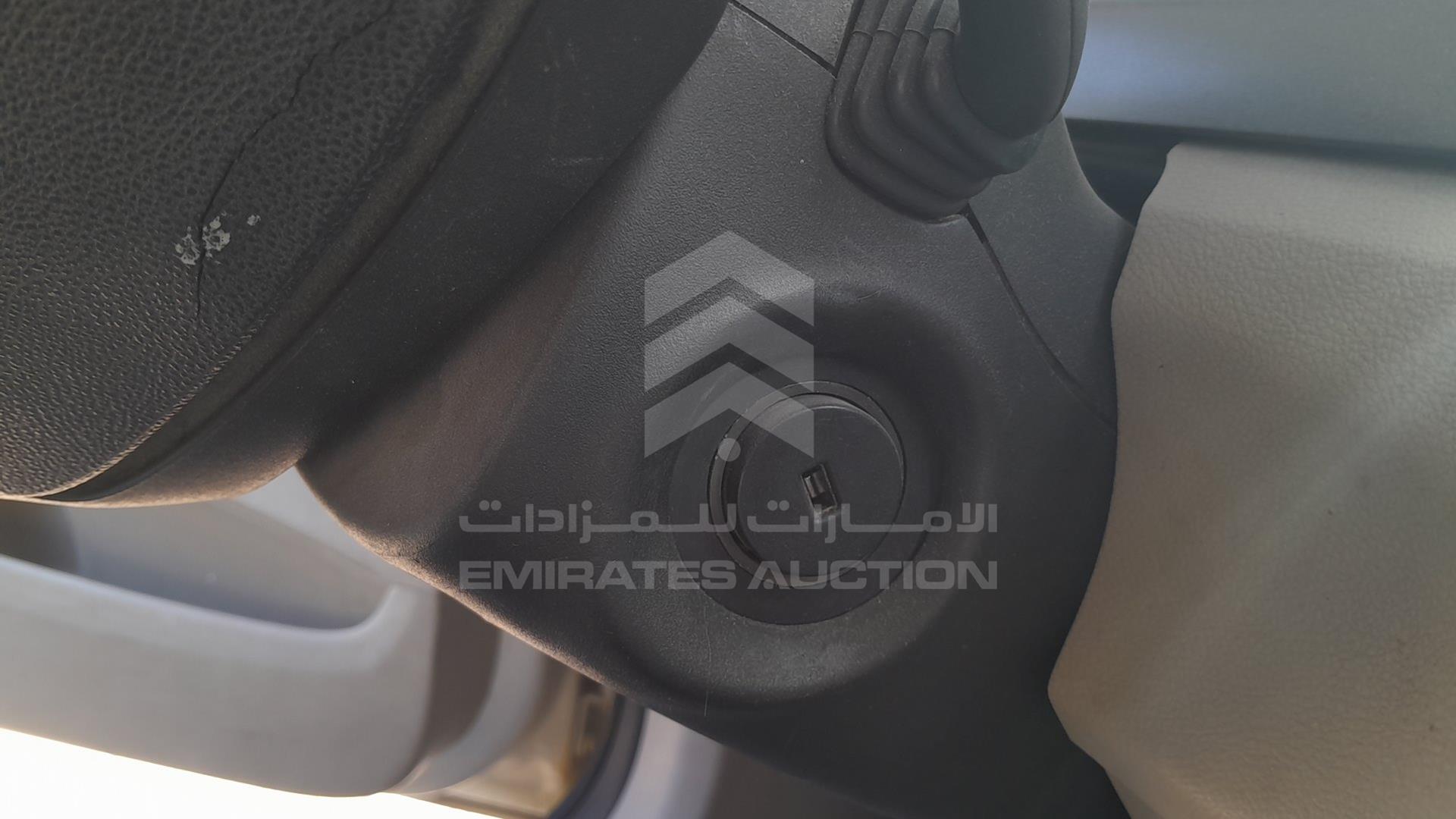 2007 CHEVROLET LUMINA VIN: 6G1EK52B47L903459