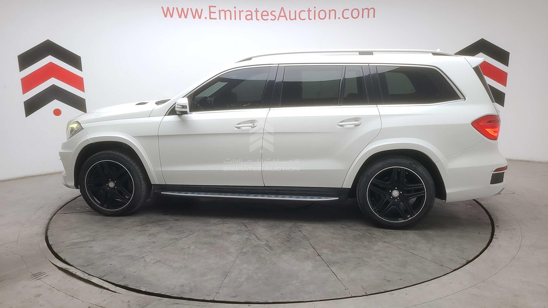2016 MERCEDES GL 500 VIN: WDCDF7DE7GA645984