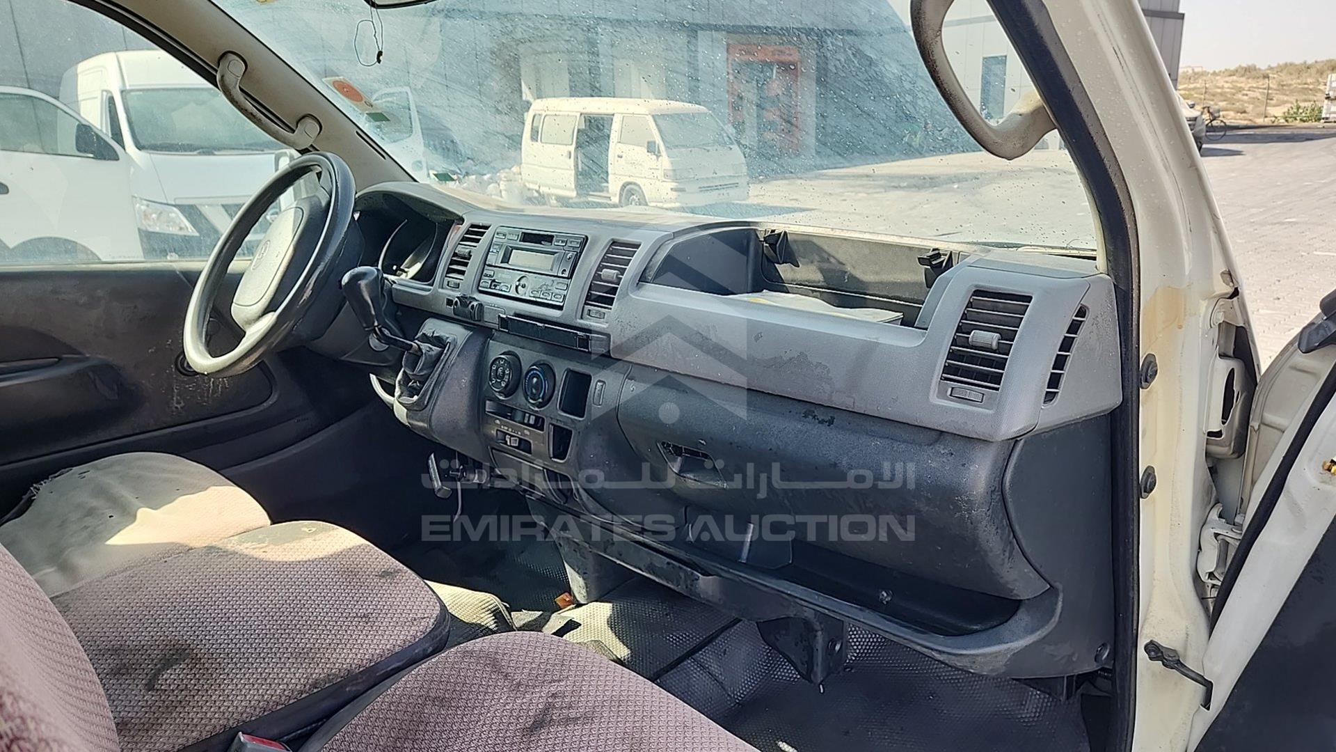 2009 TOYOTA HIACE VIN: JTFHX02P190043646