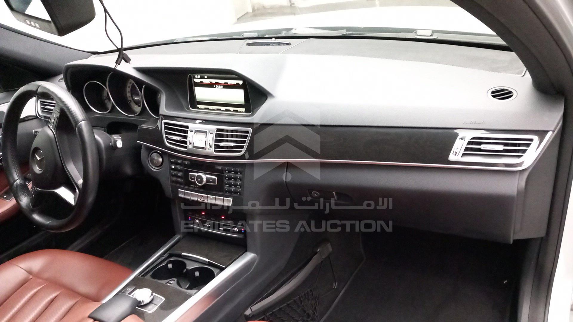 2015 MERCEDES E 300 VIN: WDDHF8BB0FB107566