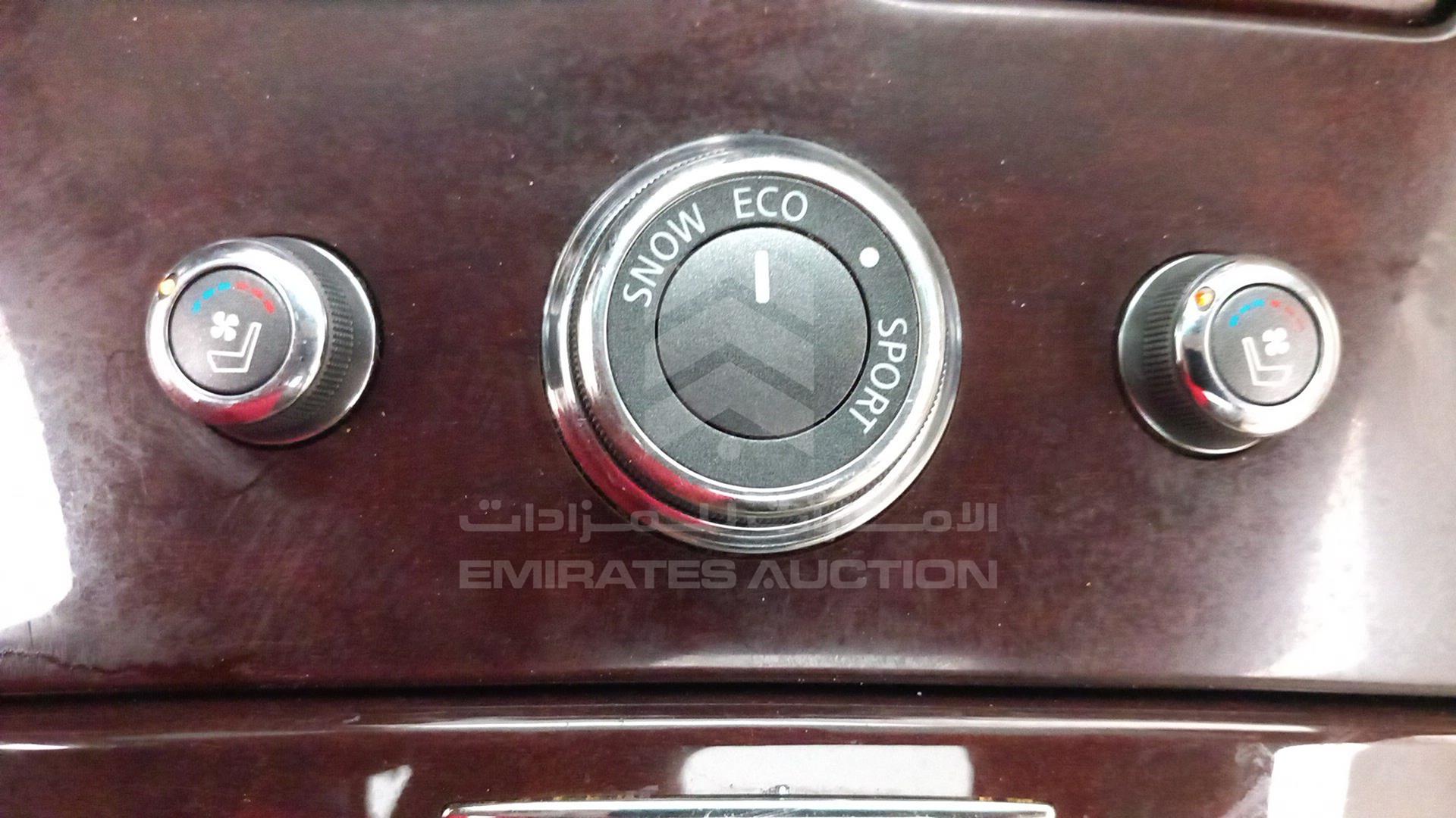 2016 INFINITI Q70 VIN: JNKBY1AP0GM320438