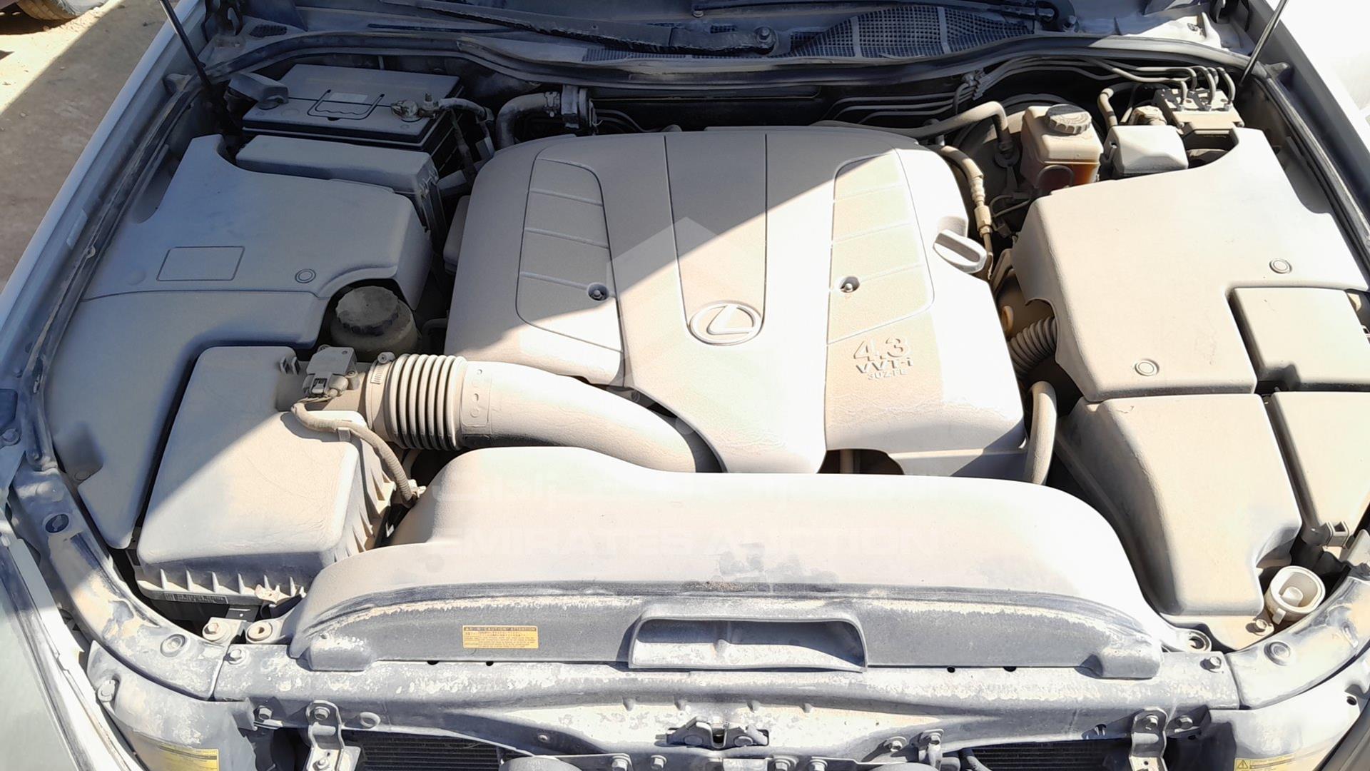 2002 LEXUS LS 430 VIN: JTHBN30F720082505