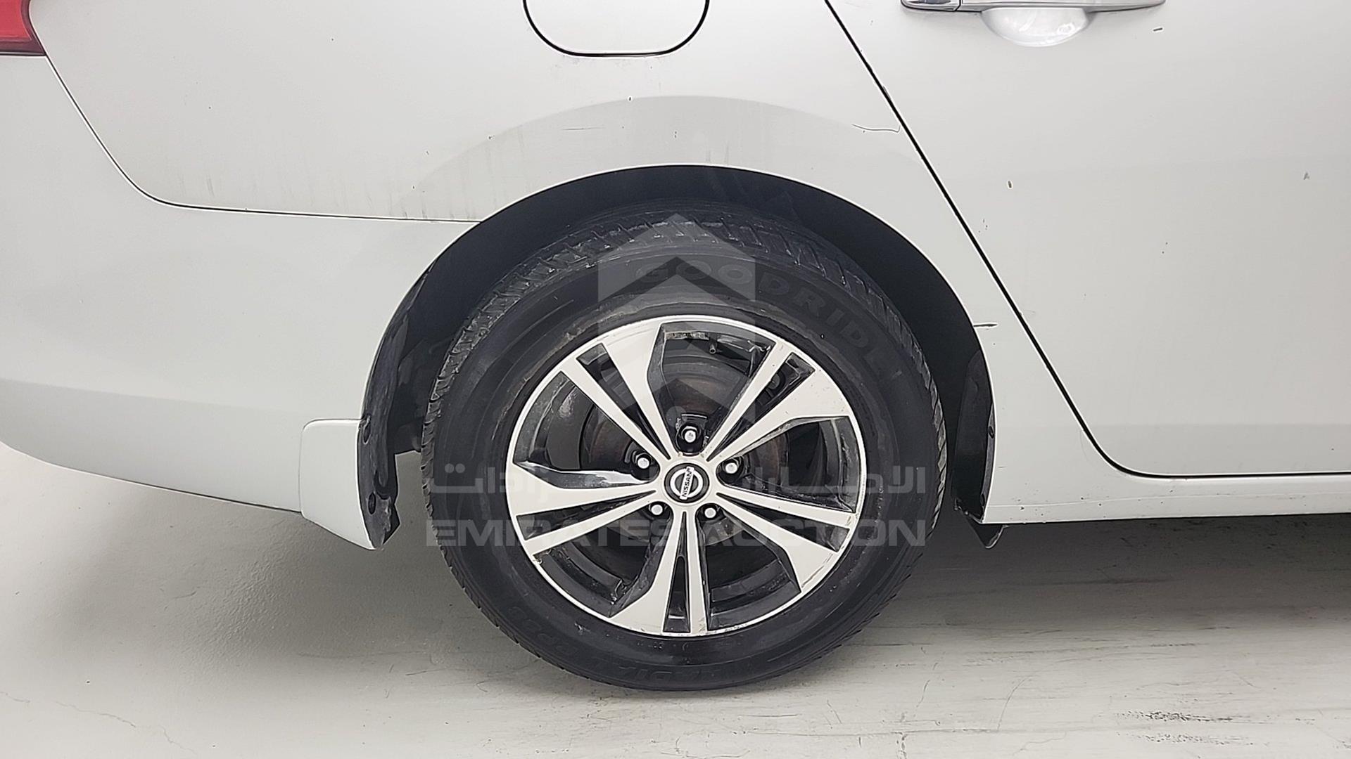 2019 NISSAN SENTRA VIN: 3N1AB7AP4KY214651