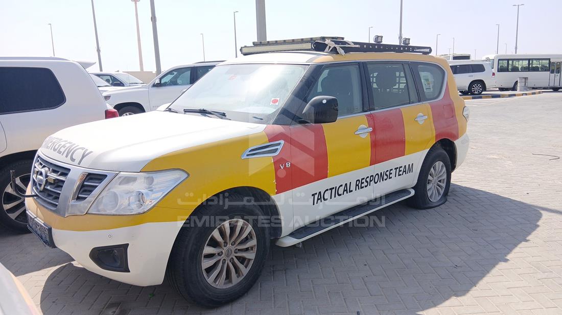 2019 Nissan Patrol — Front Left Angle — Photo 5