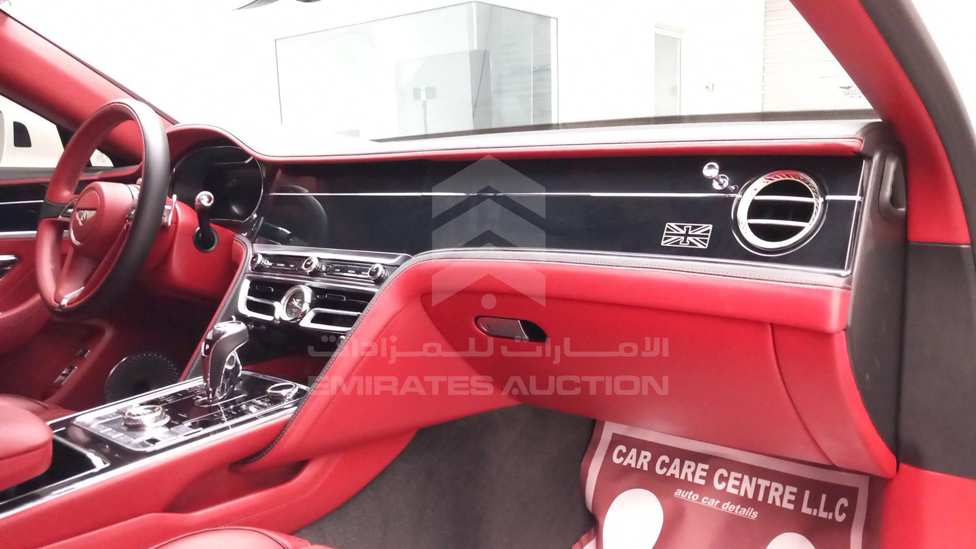 2020 BENTLEY FLYING SPUR VIN: 5CBBA5ZG1LC083849