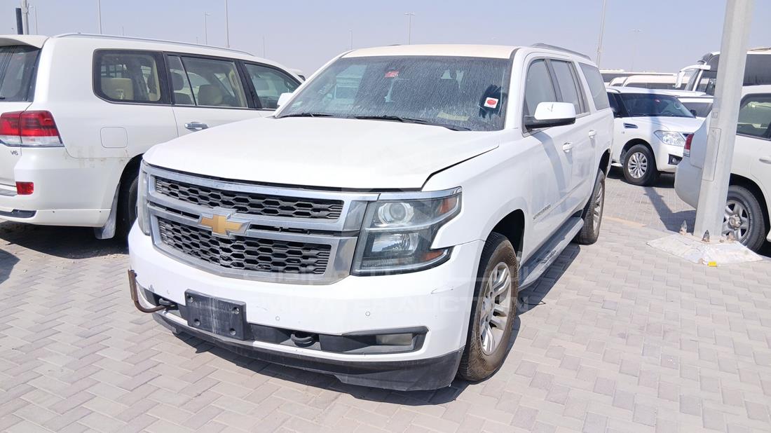 2019 Chevrolet Suburban — Front Left Angle — Photo 5