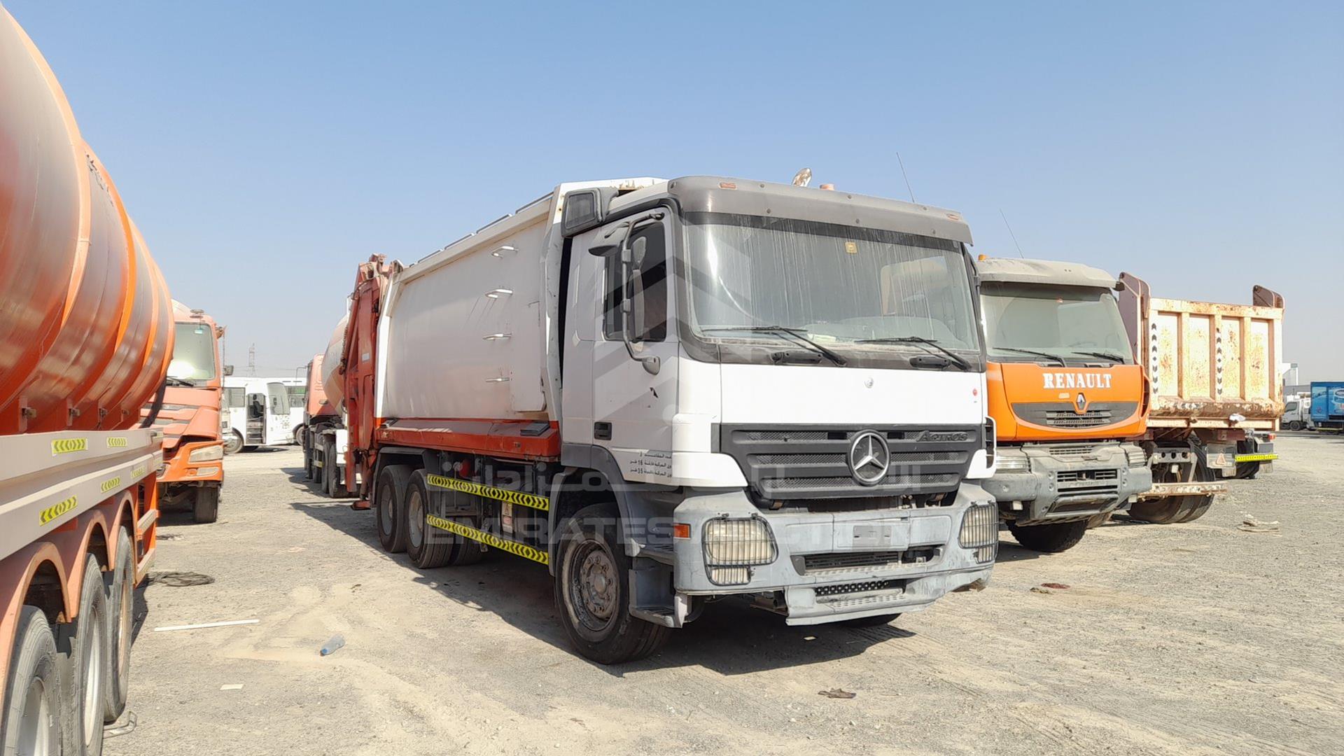 2007 MERCEDES ACTROS VIN: WDAKHCAA47L201969