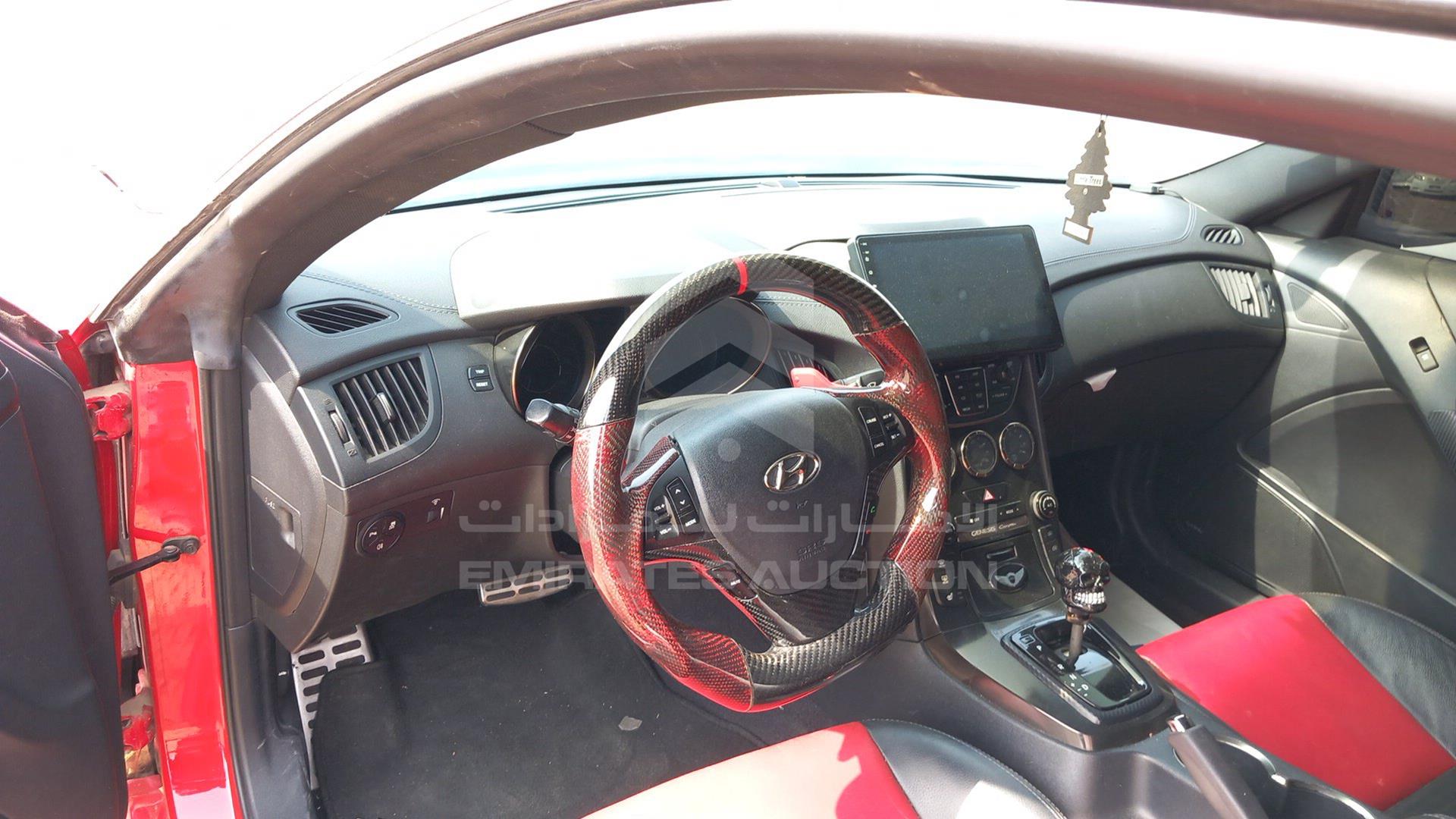 2015 HYUNDAI GENESIS VIN: KMHHU61H2FU116215