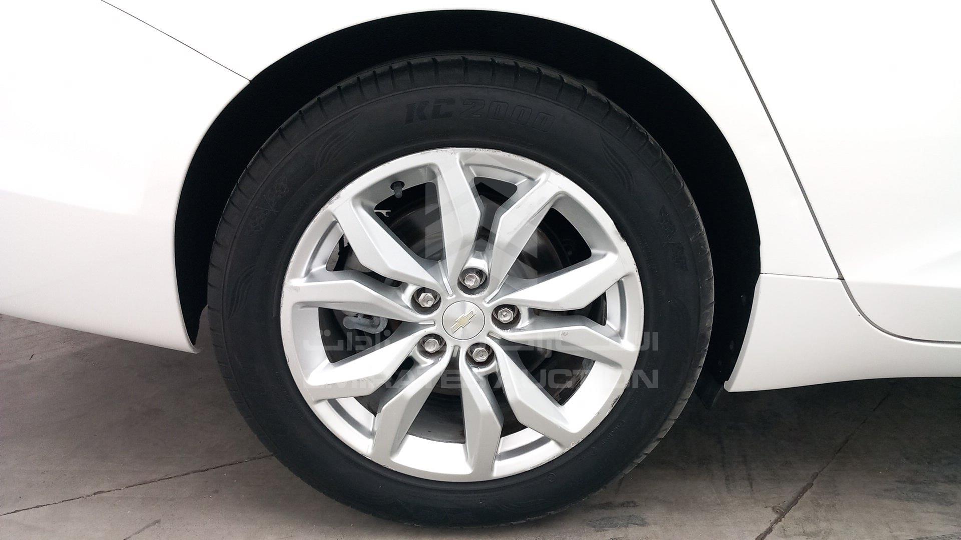 2019 CHEVROLET IMPALA VIN: 2G1135S39K9137956