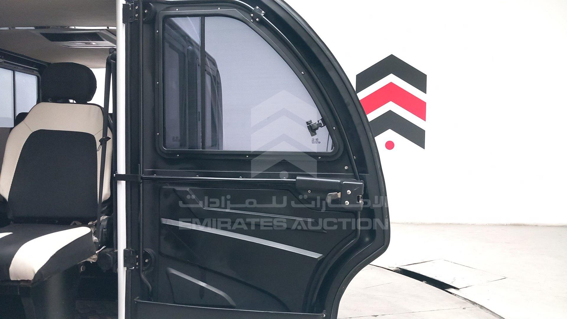 2018 GOLF CART ELECTRIC VIN: 0KT291