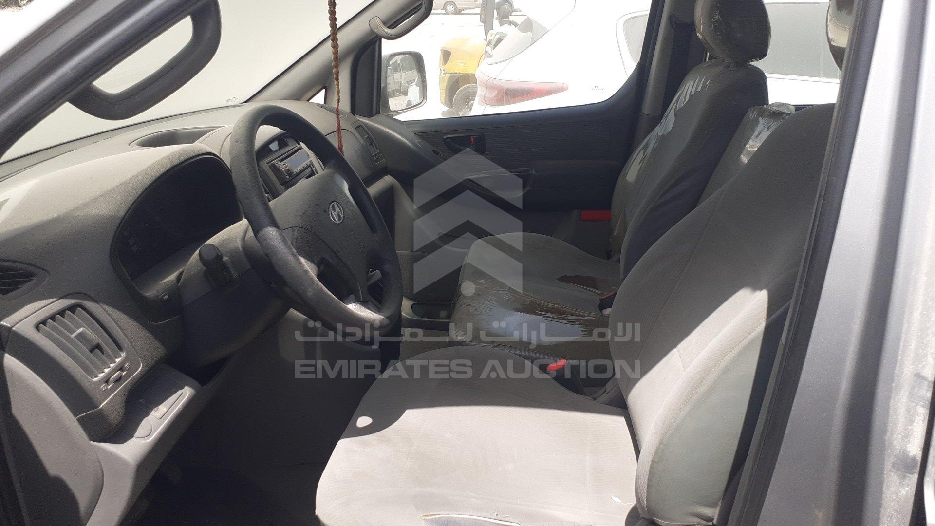 KMJWA37R4DU531093 - 2013 Hyundai H1 - #357801