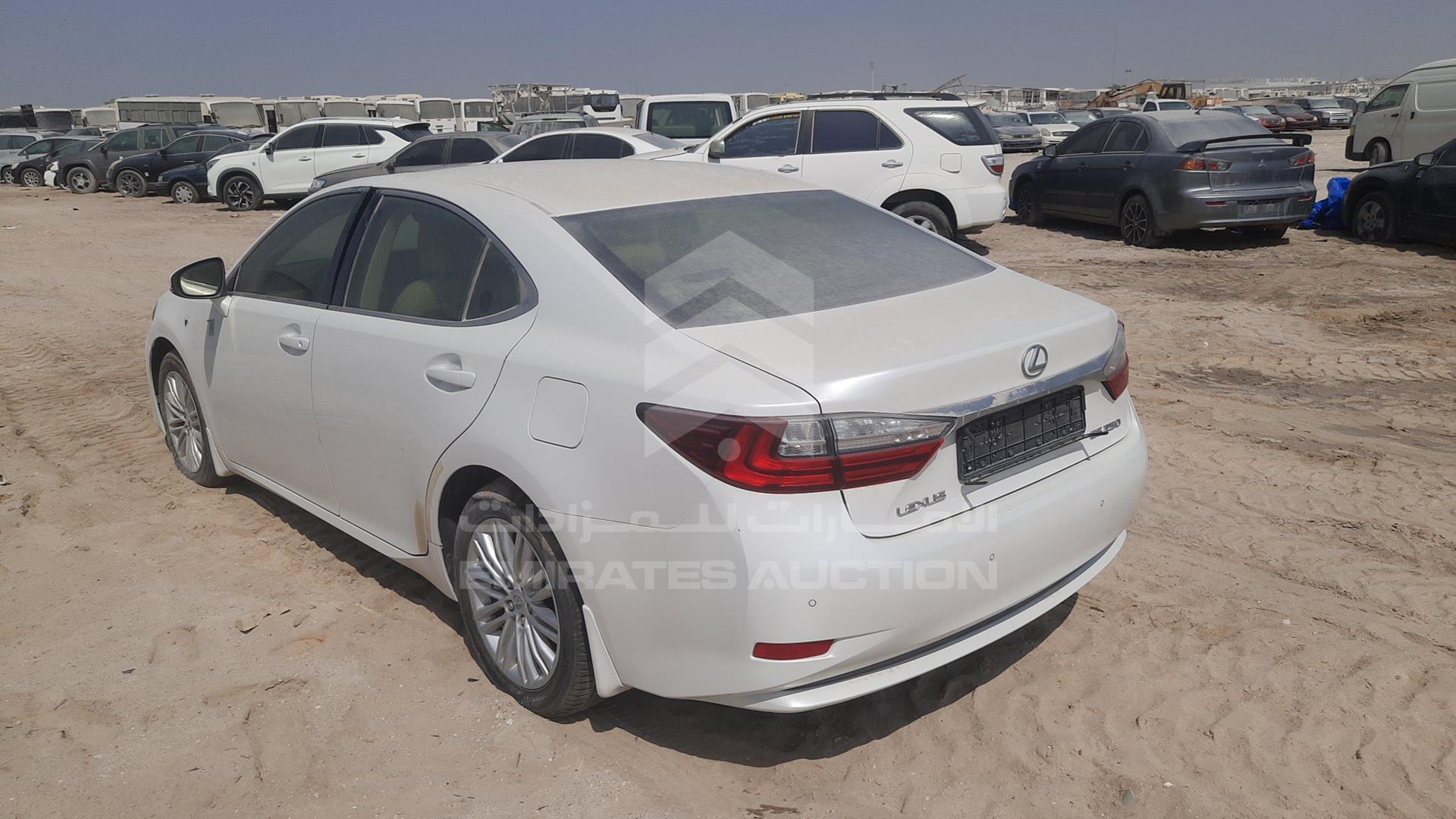 2016 LEXUS IS 250 VIN: JTHBJ1GG0G2084302