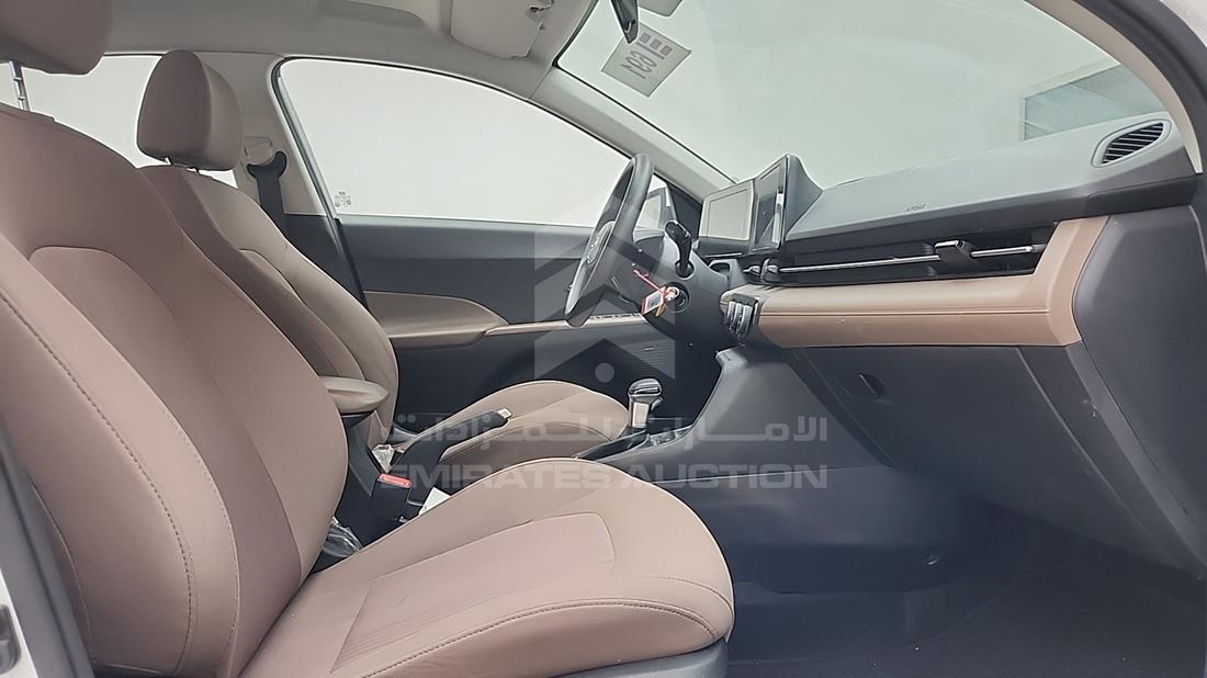 2025 Hyundai Accent — Front Right Passenger Seat View — Photo 28