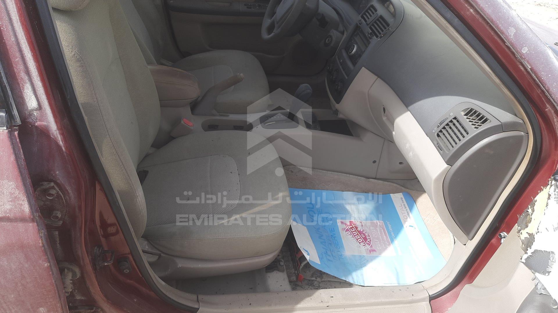 2004 KIA CERATO VIN: KNAFE223545028428