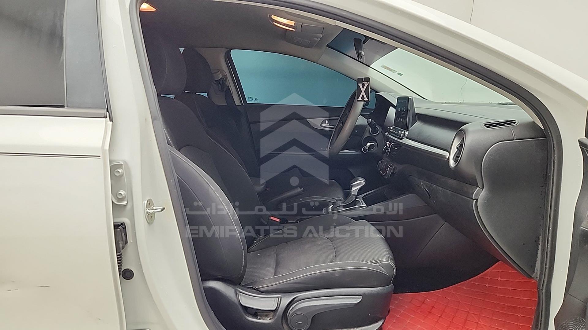 2019 KIA FORTE VIN: 3KPF24AD2KE005885