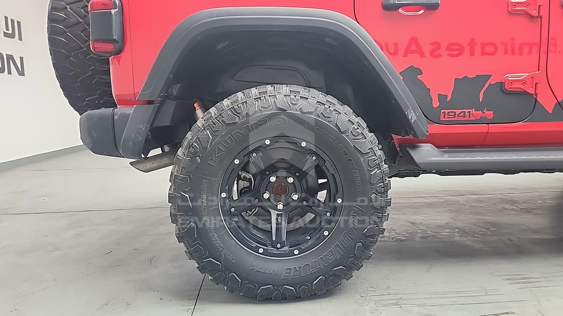 2018 JEEP WRANGLER / VIN: 1C4HJXFG6JW209285