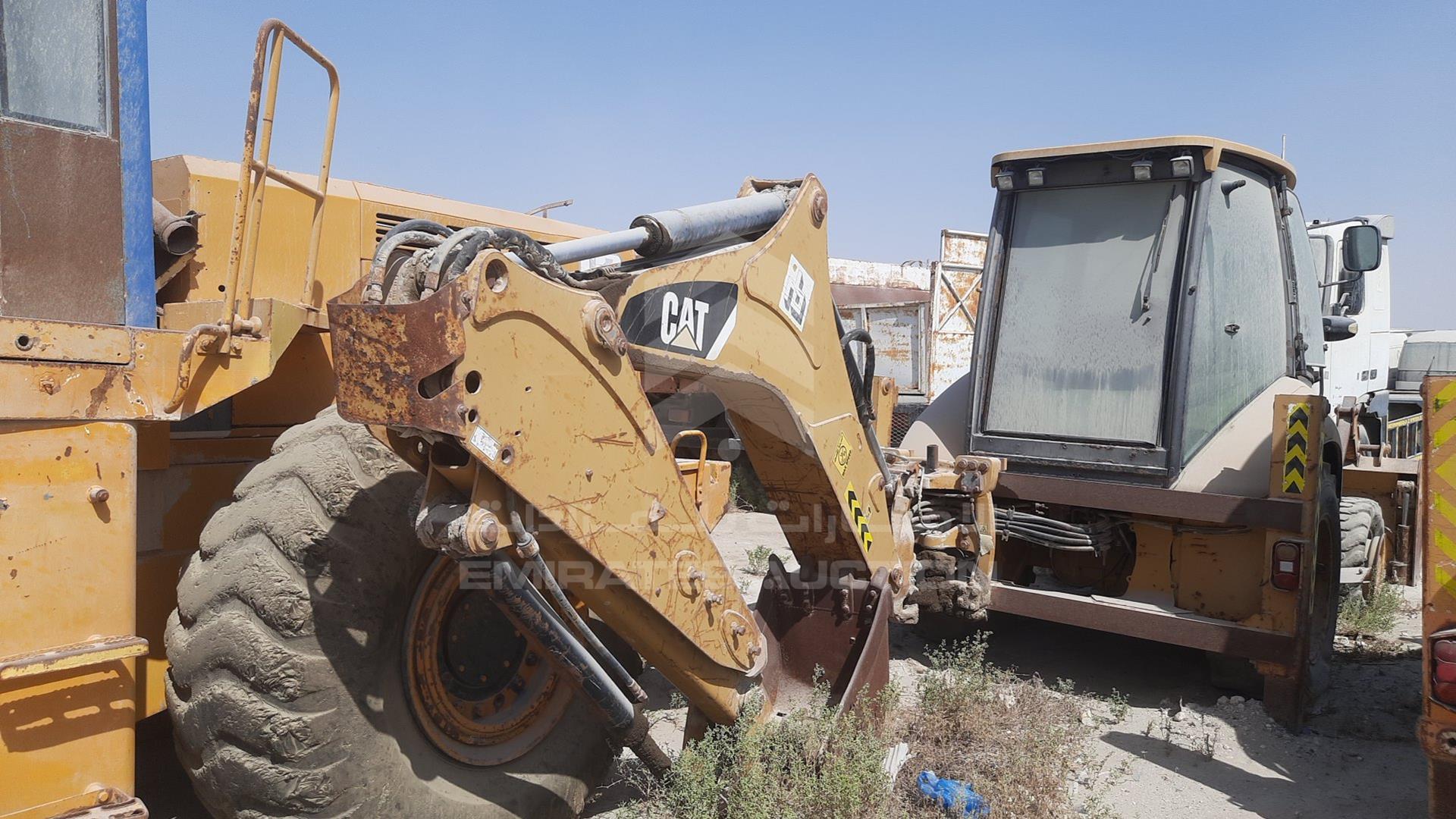 2011 CATERPILLAR 422E VIN: CAT0422EVMAW00837
