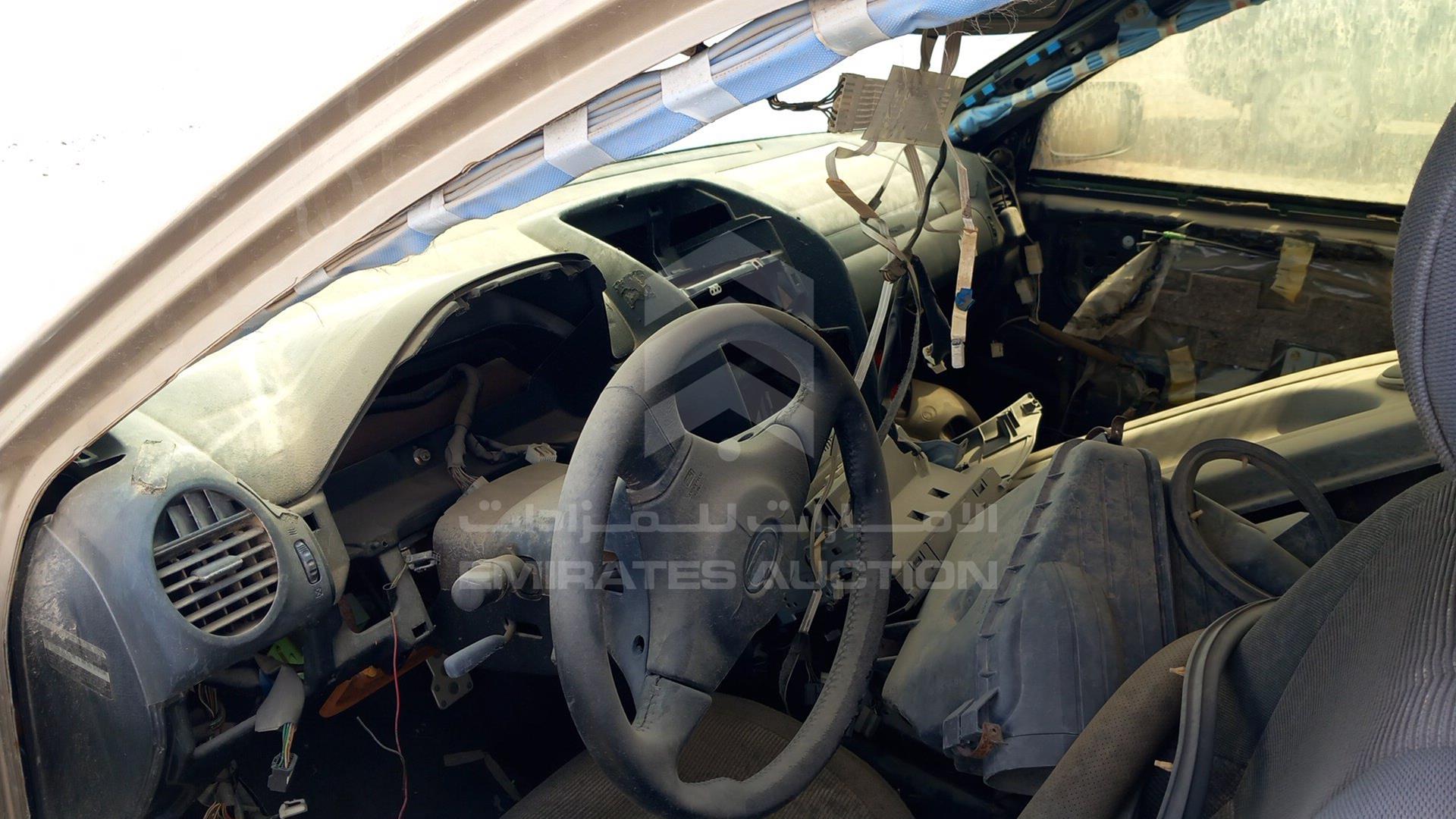 2002 LEXUS --- VIN: JTHBD192220059429