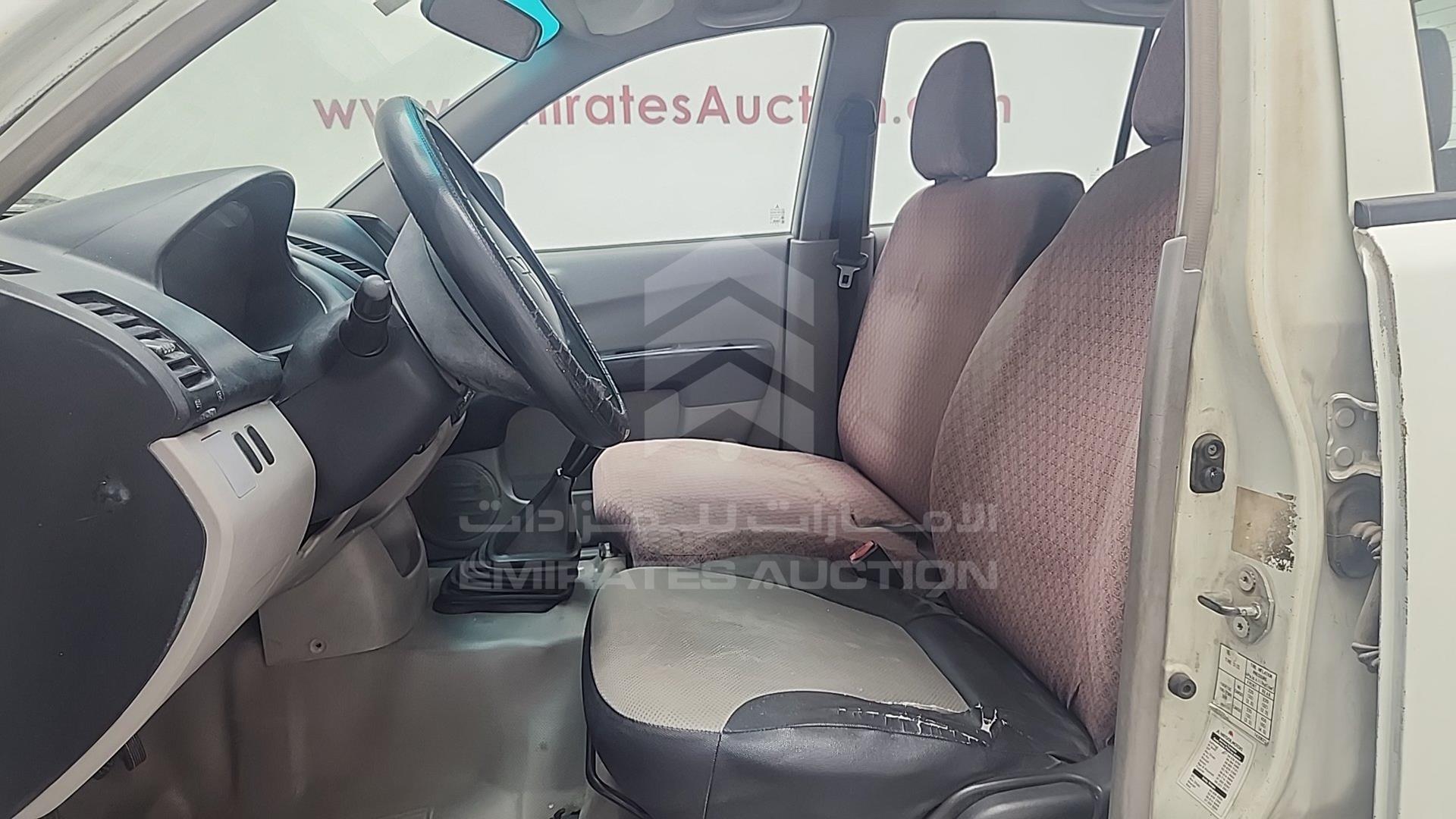 2013 MITSUBISHI L 200 VIN: MMBJNKA50DD029933