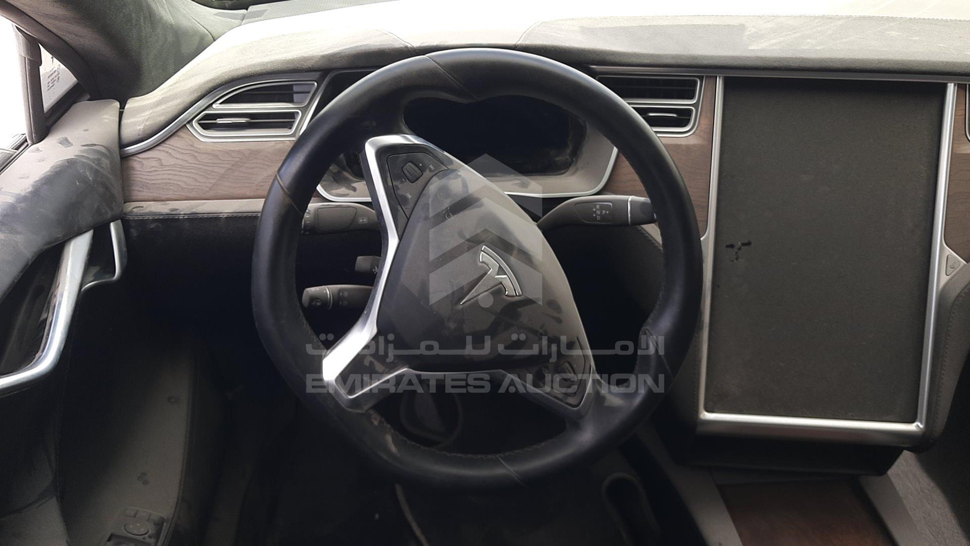 2017 TESLA MODEL S VIN: 5YJSA7E28HF204468