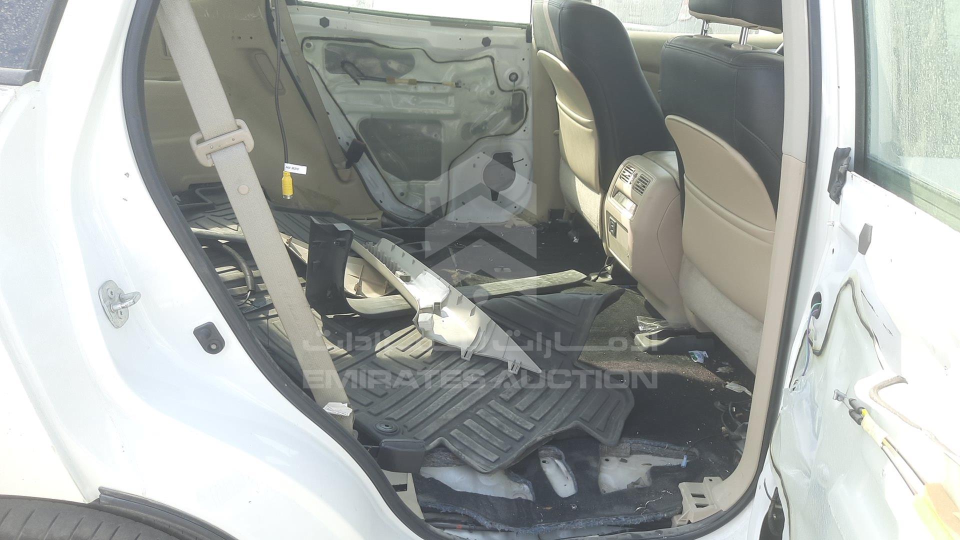 2019 NISSAN PATHFINDER VIN: 5N1CR2M84KC579747