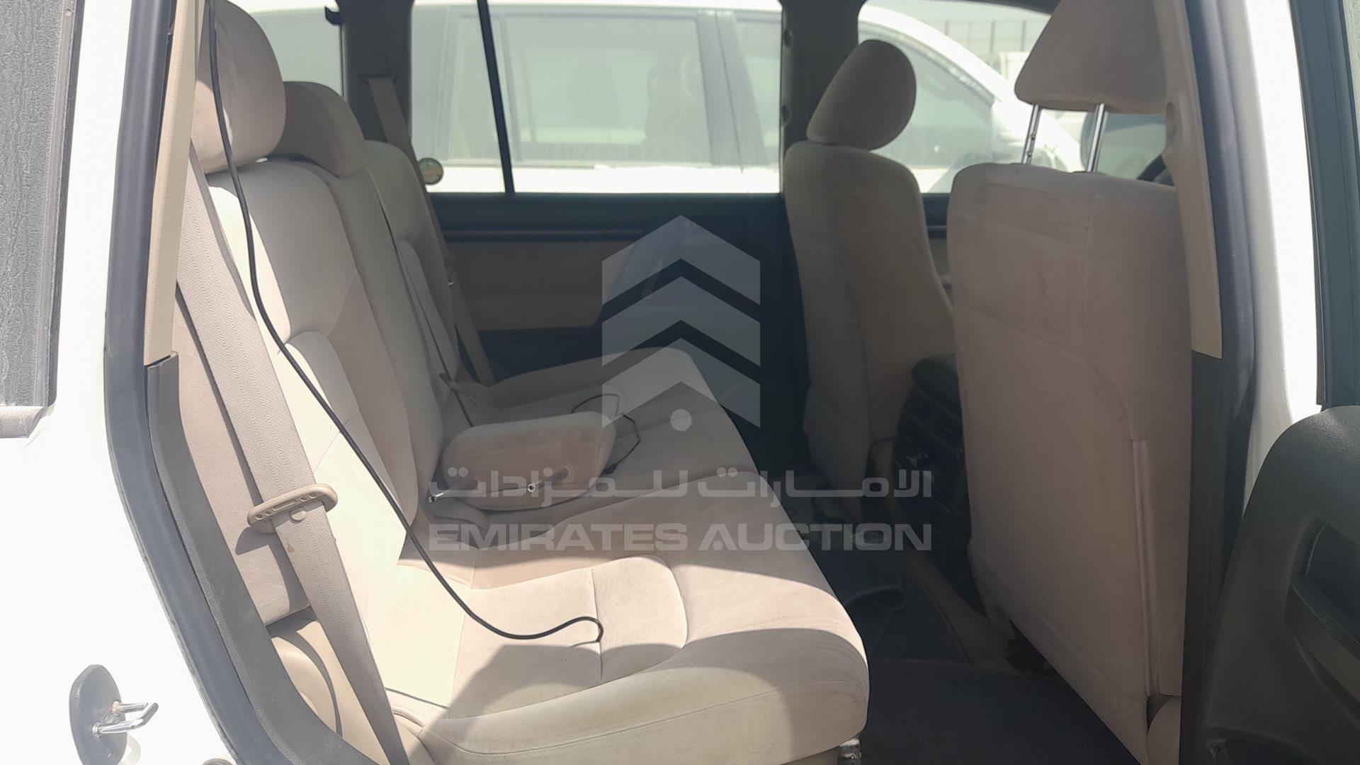 2011 TOYOTA LAND CRUISER VIN: JTMHU09J2B4042653