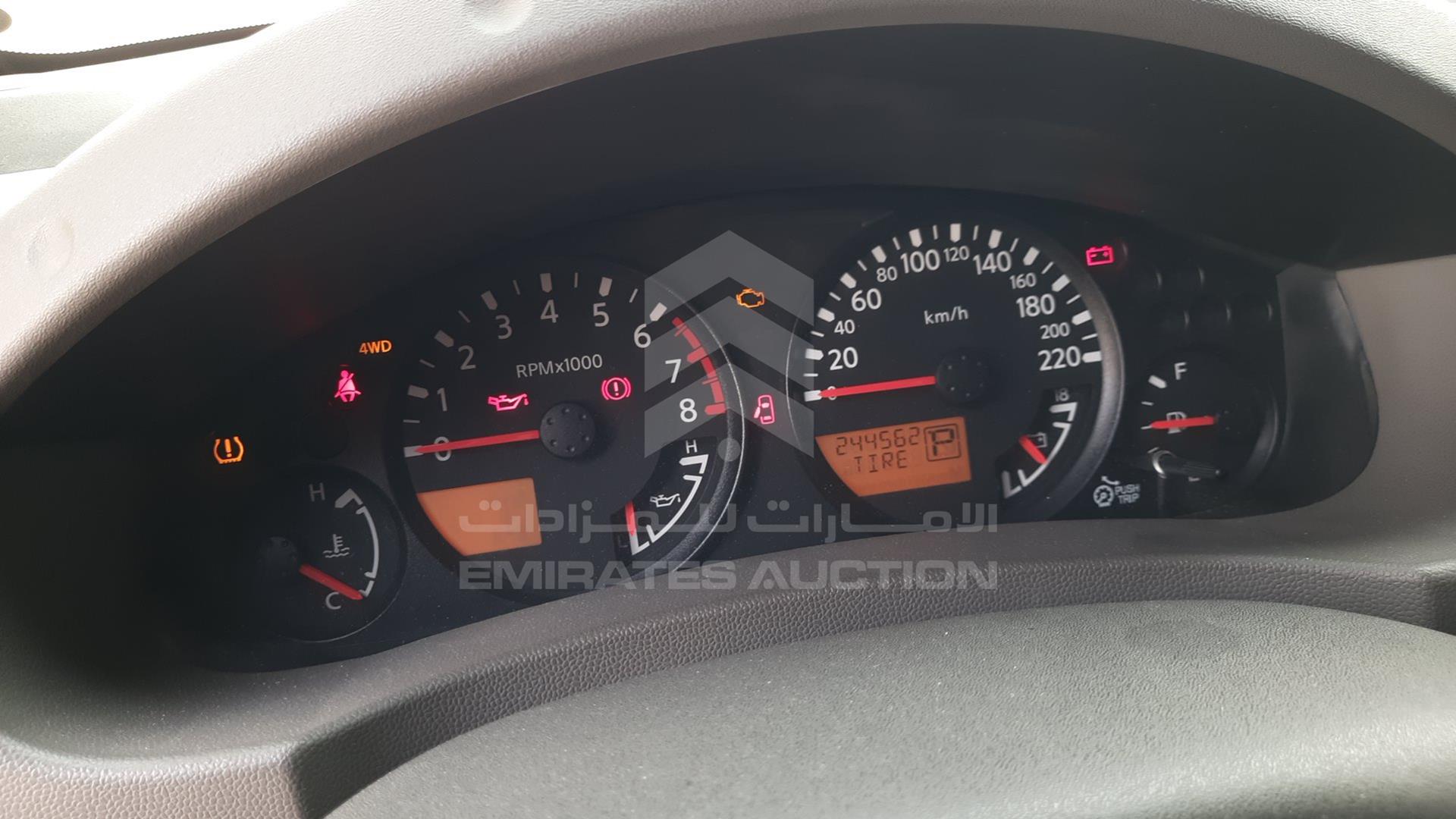 2014 NISSAN XTERRA VIN: 5N1AN0N66EN801671