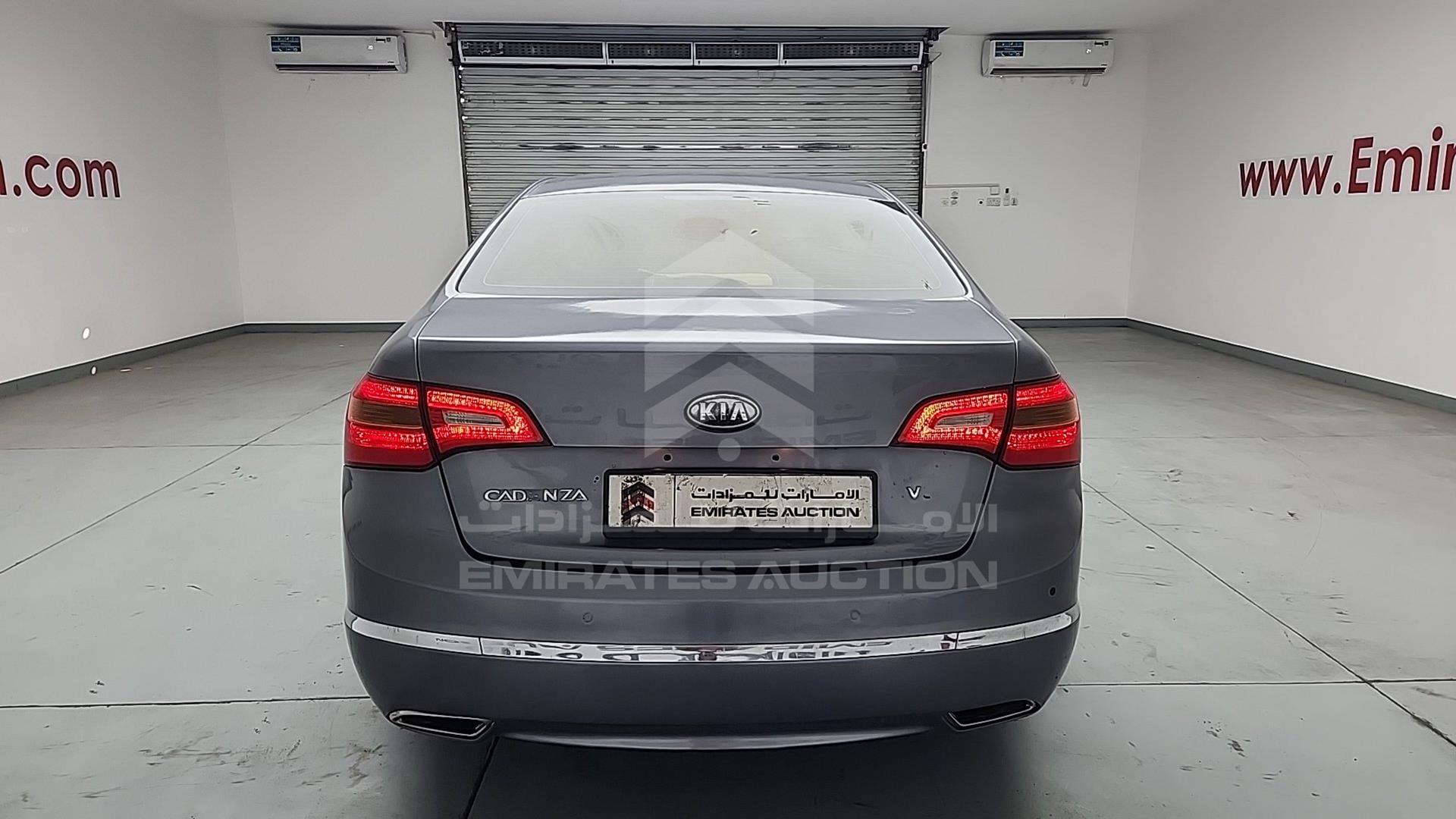 2011 KIA CADENZA VIN: KNALM4140B5028295