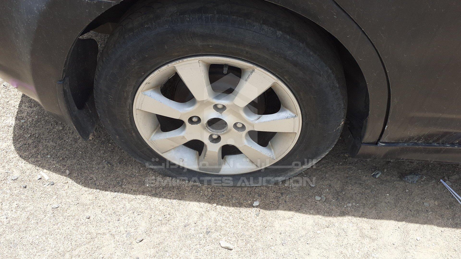 JN1CC13C86T006364 - 2006 Nissan Tiida - #340013